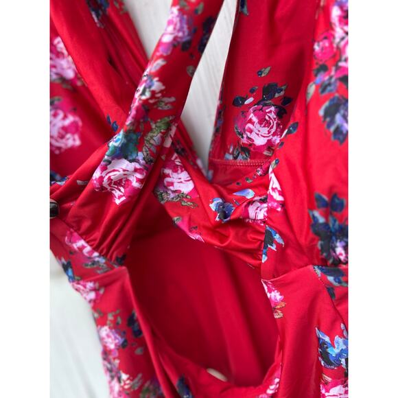 NWOT ModCloth The Lauren Red Floral Plunge Halter One-Piece Swimsuit Size XL - Picture 9 of 11